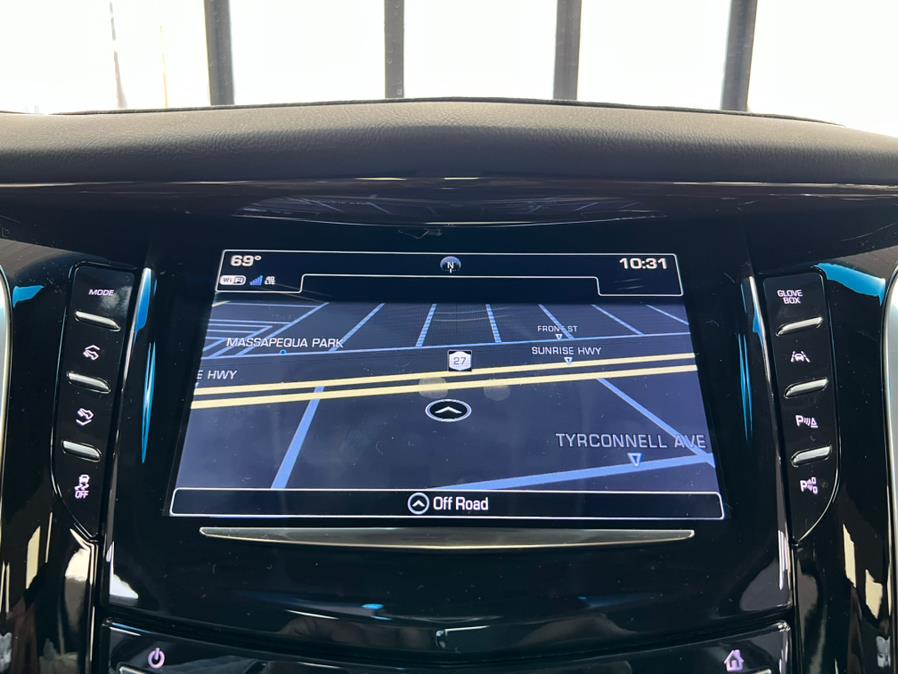 2020 Cadillac Escalade 4WD 4dr Luxury, available for sale in Massapequa Park, New York | Power Motors East. Massapequa Park, New York 2020 Cadillac Escalade 4WD 4dr Luxury, available for sale in Massapequa Park, New York | Power Motors East. Massapequa Park, New York