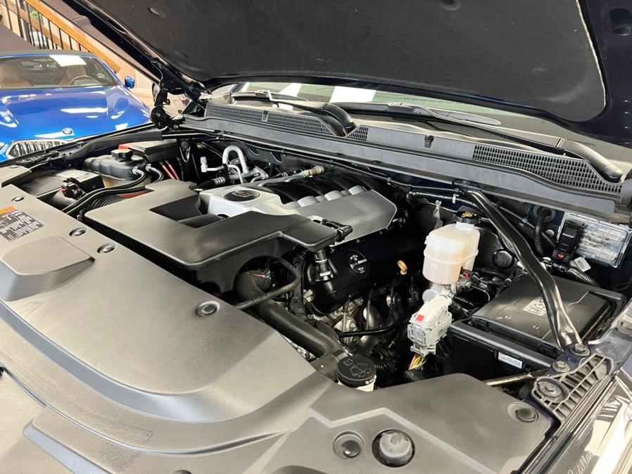 2020 Cadillac Escalade 4WD 4dr Luxury, available for sale in Massapequa Park, New York | Power Motors East. Massapequa Park, New York 2020 Cadillac Escalade 4WD 4dr Luxury, available for sale in Massapequa Park, New York | Power Motors East. Massapequa Park, New York