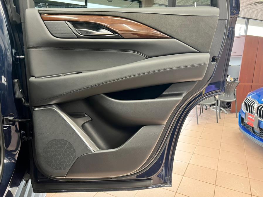 2020 Cadillac Escalade 4WD 4dr Luxury, available for sale in Massapequa Park, New York | Power Motors East. Massapequa Park, New York 2020 Cadillac Escalade 4WD 4dr Luxury, available for sale in Massapequa Park, New York | Power Motors East. Massapequa Park, New York