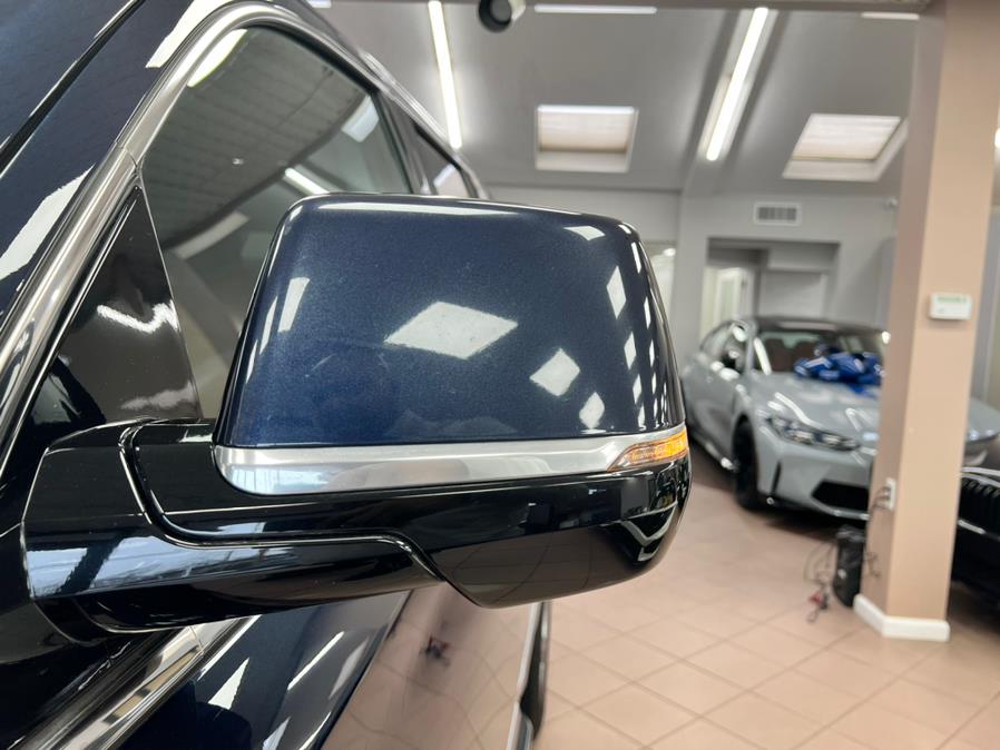 2020 Cadillac Escalade 4WD 4dr Luxury, available for sale in Massapequa Park, New York | Power Motors East. Massapequa Park, New York 2020 Cadillac Escalade 4WD 4dr Luxury, available for sale in Massapequa Park, New York | Power Motors East. Massapequa Park, New York