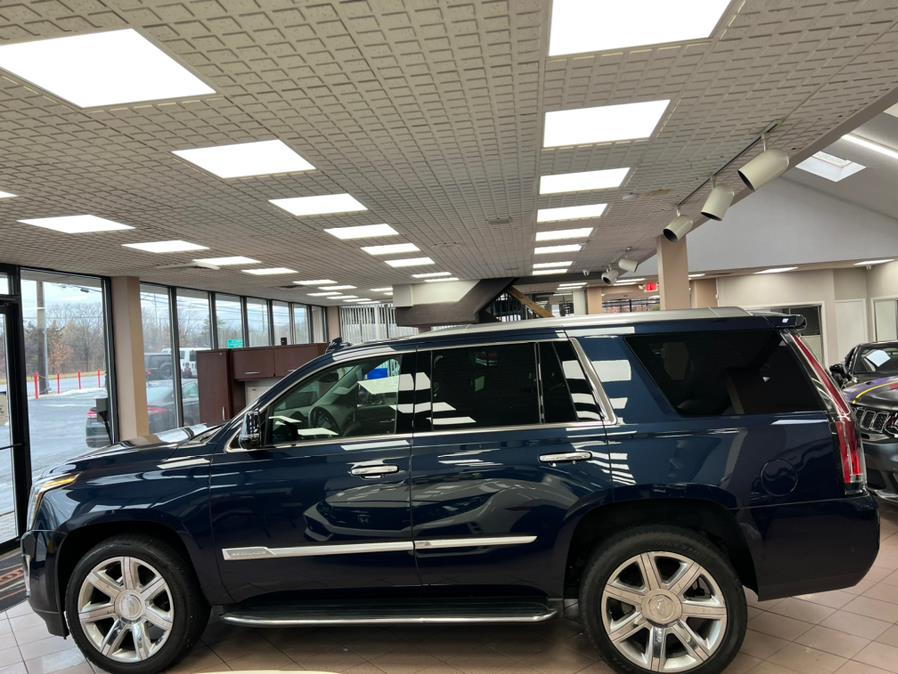 2020 Cadillac Escalade 4WD 4dr Luxury, available for sale in Massapequa Park, New York | Power Motors East. Massapequa Park, New York 2020 Cadillac Escalade 4WD 4dr Luxury, available for sale in Massapequa Park, New York | Power Motors East. Massapequa Park, New York