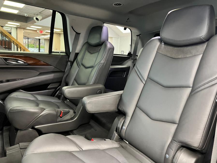2020 Cadillac Escalade 4WD 4dr Luxury, available for sale in Massapequa Park, New York | Power Motors East. Massapequa Park, New York 2020 Cadillac Escalade 4WD 4dr Luxury, available for sale in Massapequa Park, New York | Power Motors East. Massapequa Park, New York
