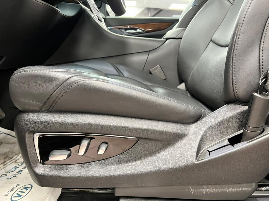 2020 Cadillac Escalade 4WD 4dr Luxury, available for sale in Massapequa Park, New York | Power Motors East. Massapequa Park, New York 2020 Cadillac Escalade 4WD 4dr Luxury, available for sale in Massapequa Park, New York | Power Motors East. Massapequa Park, New York