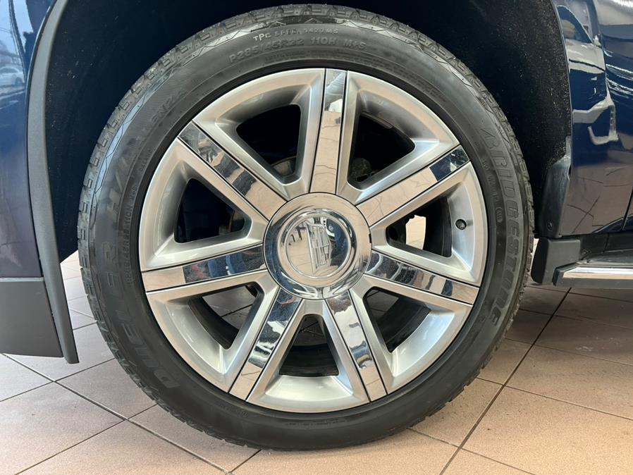 2020 Cadillac Escalade 4WD 4dr Luxury, available for sale in Massapequa Park, New York | Power Motors East. Massapequa Park, New York 2020 Cadillac Escalade 4WD 4dr Luxury, available for sale in Massapequa Park, New York | Power Motors East. Massapequa Park, New York