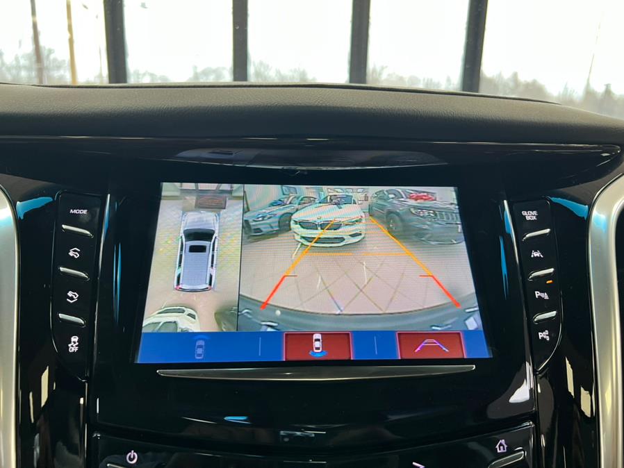 2020 Cadillac Escalade 4WD 4dr Luxury, available for sale in Massapequa Park, New York | Power Motors East. Massapequa Park, New York 2020 Cadillac Escalade 4WD 4dr Luxury, available for sale in Massapequa Park, New York | Power Motors East. Massapequa Park, New York