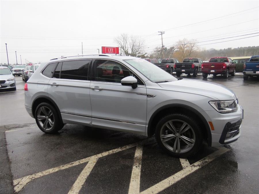 Used Volkswagen Tiguan 2.0T SEL R Line 4Motion AWD 4dr SUV 2019 | Lake City Exports Inc. Auburn, Maine Used Volkswagen Tiguan 2.0T SEL R Line 4Motion AWD 4dr SUV 2019 | Lake City Exports Inc. Auburn, Maine