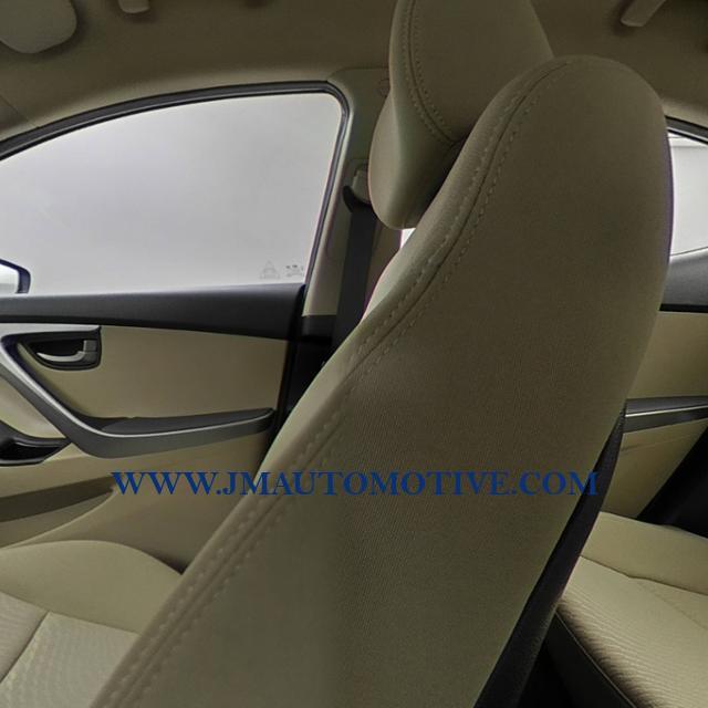 Used Hyundai Elantra 4dr Sdn Auto SE 2016 | J&M Automotive Sls&Svc LLC. Naugatuck, Connecticut Used Hyundai Elantra 4dr Sdn Auto SE 2016 | J&M Automotive Sls&Svc LLC. Naugatuck, Connecticut