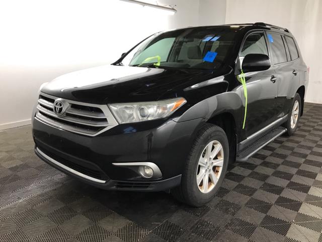 2013 Toyota Highlander 4WD 4dr V6 Plus (Natl), available for sale in Brooklyn, New York | Atlantic Used Car Sales. Brooklyn, New York 2013 Toyota Highlander 4WD 4dr V6 Plus (Natl), available for sale in Brooklyn, New York | Atlantic Used Car Sales. Brooklyn, New York