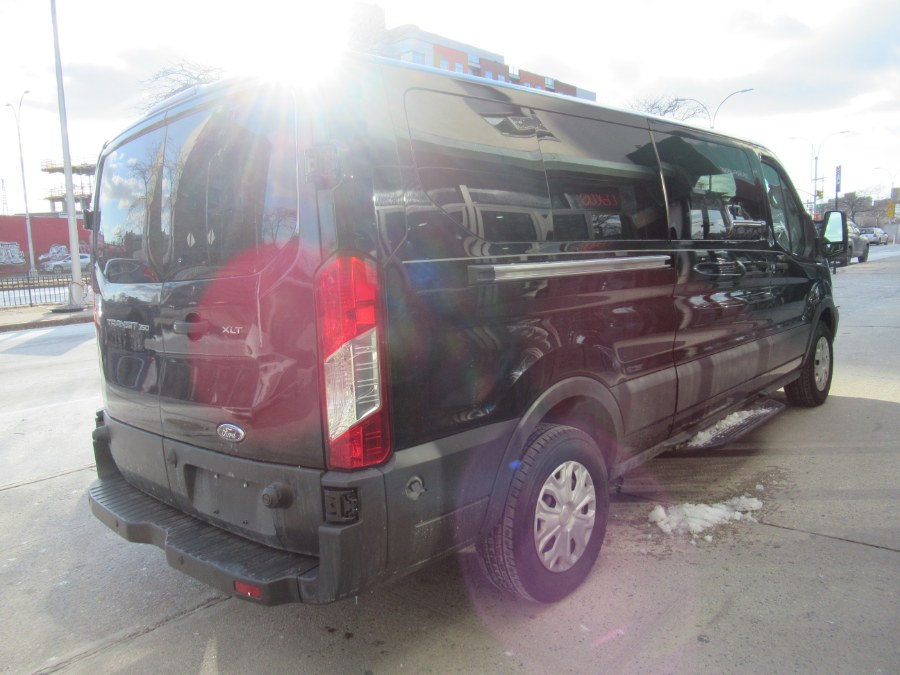 Used Ford Transit Passenger Wagon T-350 148" Low Roof XLT Sliding RH Dr 2018 | Pepmore Auto Sales Inc.. Woodside, New York Used Ford Transit Passenger Wagon T-350 148" Low Roof XLT Sliding RH Dr 2018 | Pepmore Auto Sales Inc.. Woodside, New York