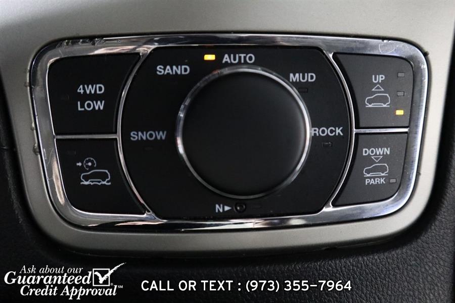 2013 Jeep Grand Cherokee Overland, available for sale in Haskell, New Jersey | City Motor Group Inc.. Haskell, New Jersey 2013 Jeep Grand Cherokee Overland, available for sale in Haskell, New Jersey | City Motor Group Inc.. Haskell, New Jersey