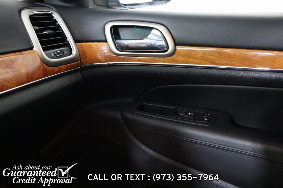 2013 Jeep Grand Cherokee Overland, available for sale in Haskell, New Jersey | City Motor Group Inc.. Haskell, New Jersey 2013 Jeep Grand Cherokee Overland, available for sale in Haskell, New Jersey | City Motor Group Inc.. Haskell, New Jersey