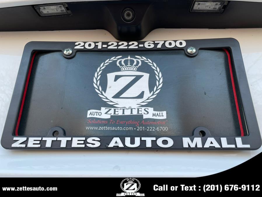 Used Jeep Grand Cherokee 4WD 4dr Overland 2014 | Zettes Auto Mall. Jersey City, New Jersey Used Jeep Grand Cherokee 4WD 4dr Overland 2014 | Zettes Auto Mall. Jersey City, New Jersey