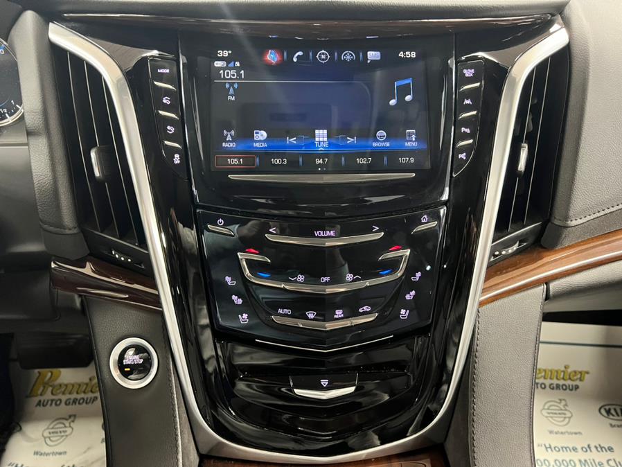 2020 Cadillac Escalade ESV 4WD 4dr Luxury, available for sale in Massapequa Park, New York | Power Motors East. Massapequa Park, New York 2020 Cadillac Escalade ESV 4WD 4dr Luxury, available for sale in Massapequa Park, New York | Power Motors East. Massapequa Park, New York