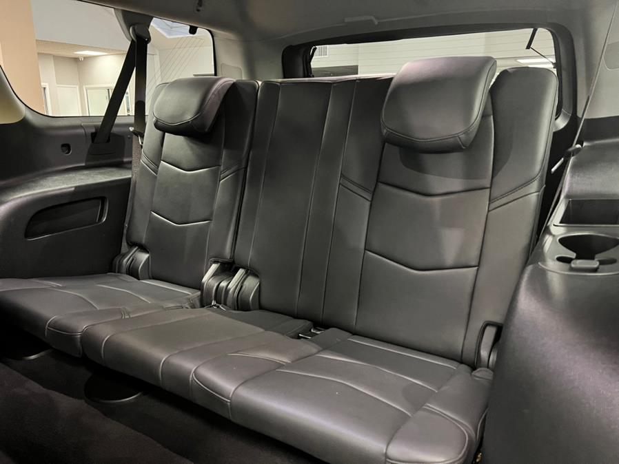 2020 Cadillac Escalade ESV 4WD 4dr Luxury, available for sale in Massapequa Park, New York | Power Motors East. Massapequa Park, New York 2020 Cadillac Escalade ESV 4WD 4dr Luxury, available for sale in Massapequa Park, New York | Power Motors East. Massapequa Park, New York
