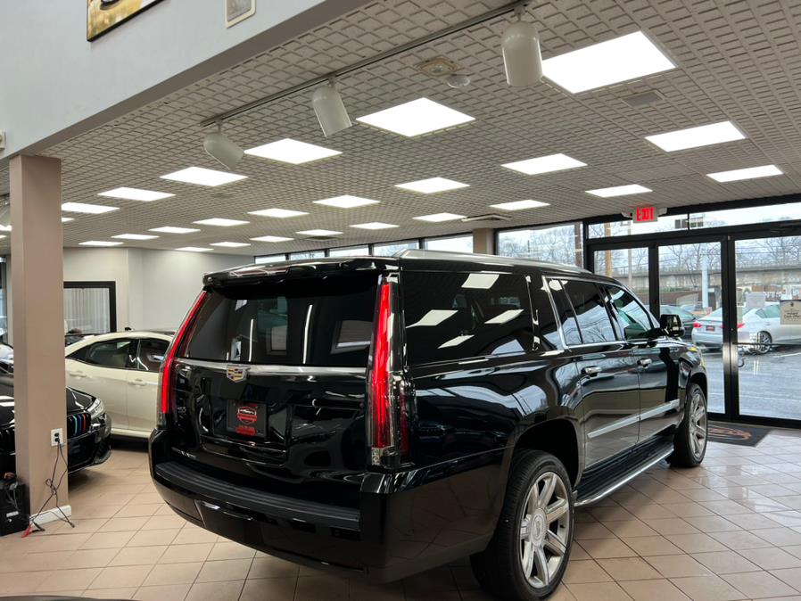 2020 Cadillac Escalade ESV 4WD 4dr Luxury, available for sale in Massapequa Park, New York | Power Motors East. Massapequa Park, New York 2020 Cadillac Escalade ESV 4WD 4dr Luxury, available for sale in Massapequa Park, New York | Power Motors East. Massapequa Park, New York