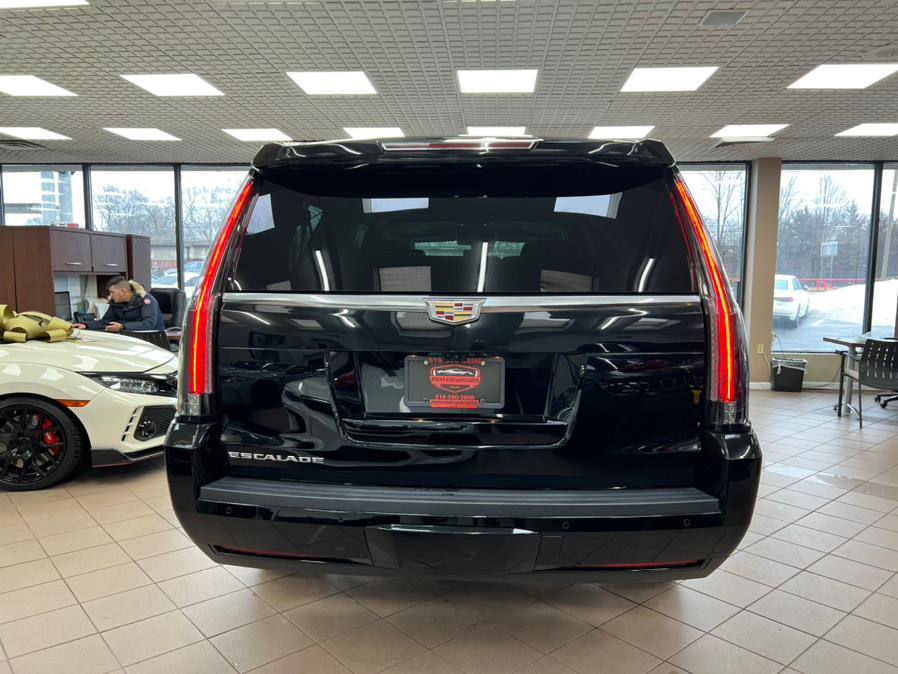 2020 Cadillac Escalade ESV 4WD 4dr Luxury, available for sale in Massapequa Park, New York | Power Motors East. Massapequa Park, New York 2020 Cadillac Escalade ESV 4WD 4dr Luxury, available for sale in Massapequa Park, New York | Power Motors East. Massapequa Park, New York