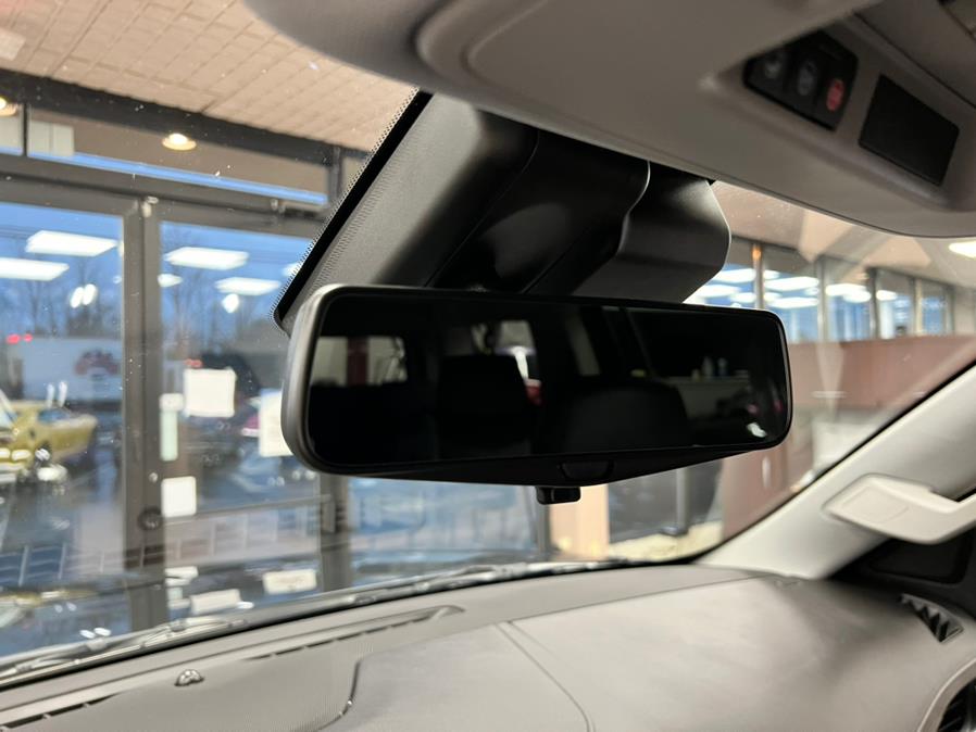 2020 Cadillac Escalade ESV 4WD 4dr Luxury, available for sale in Massapequa Park, New York | Power Motors East. Massapequa Park, New York 2020 Cadillac Escalade ESV 4WD 4dr Luxury, available for sale in Massapequa Park, New York | Power Motors East. Massapequa Park, New York