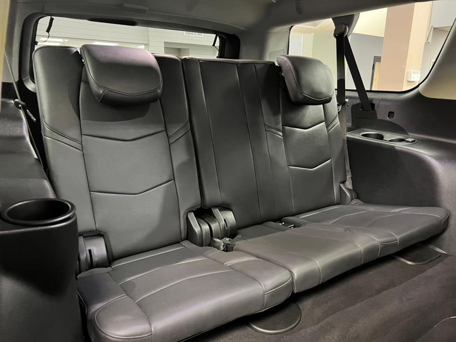 2020 Cadillac Escalade ESV 4WD 4dr Luxury, available for sale in Massapequa Park, New York | Power Motors East. Massapequa Park, New York 2020 Cadillac Escalade ESV 4WD 4dr Luxury, available for sale in Massapequa Park, New York | Power Motors East. Massapequa Park, New York