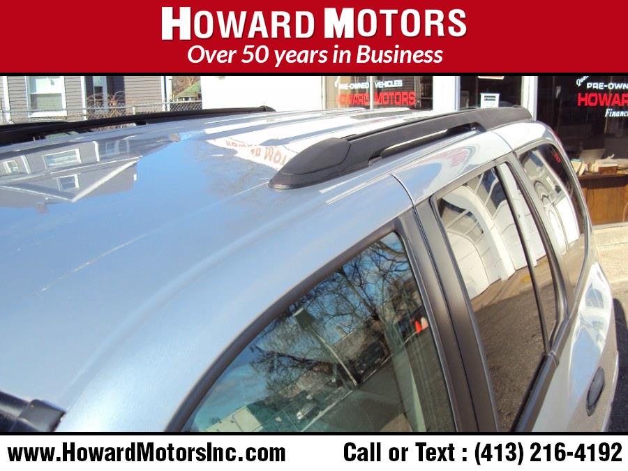 2004 GMC Envoy 4dr 4WD SLE, available for sale in Springfield, Massachusetts | Howard Motors. Springfield, Massachusetts 2004 GMC Envoy 4dr 4WD SLE, available for sale in Springfield, Massachusetts | Howard Motors. Springfield, Massachusetts