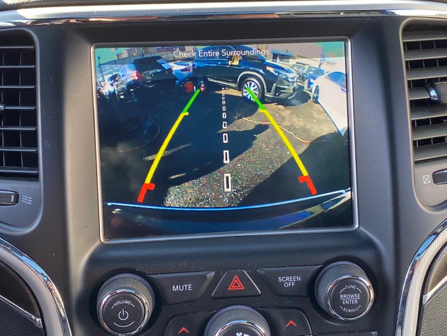 2018 Jeep Grand Cherokee Sterling 4x2, available for sale in Jamaica, New York | Sunrise Autoland. Jamaica, New York 2018 Jeep Grand Cherokee Sterling 4x2, available for sale in Jamaica, New York | Sunrise Autoland. Jamaica, New York