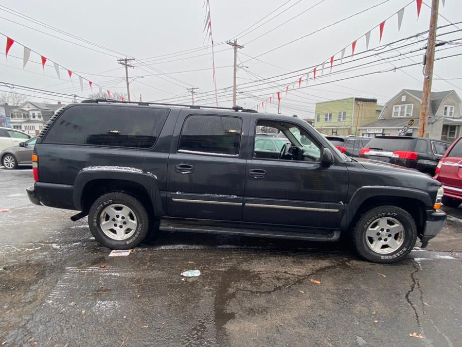 2005 Chevrolet Suburban 4dr 1500 4WD LT, available for sale in Bridgeport, Connecticut | CT Auto. Bridgeport, Connecticut 2005 Chevrolet Suburban 4dr 1500 4WD LT, available for sale in Bridgeport, Connecticut | CT Auto. Bridgeport, Connecticut