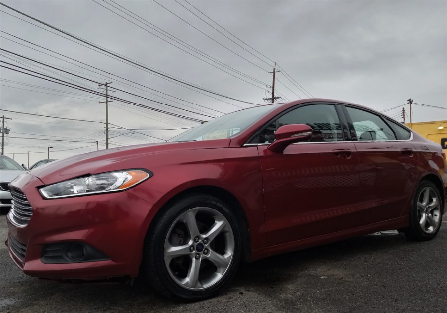 Used Ford Fusion 4dr Sdn SE FWD 2016 | Temple Hills Used Car. Temple Hills, Maryland