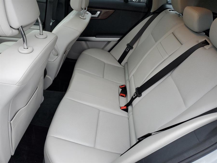 Used Mercedes-Benz GLK-Class 4MATIC 4dr GLK350 2015 | Absolute Motors Inc. Springfield, Massachusetts Used Mercedes-Benz GLK-Class 4MATIC 4dr GLK350 2015 | Absolute Motors Inc. Springfield, Massachusetts