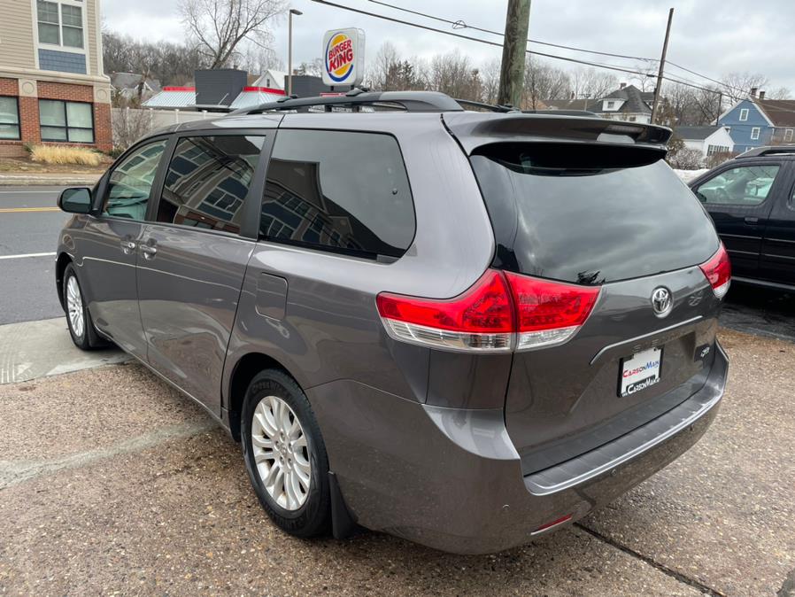 2014 Toyota Sienna 5dr 7-Pass Van V6 XLE AAS FWD (Natl), available for sale in Manchester, Connecticut | Carsonmain LLC. Manchester, Connecticut 2014 Toyota Sienna 5dr 7-Pass Van V6 XLE AAS FWD (Natl), available for sale in Manchester, Connecticut | Carsonmain LLC. Manchester, Connecticut
