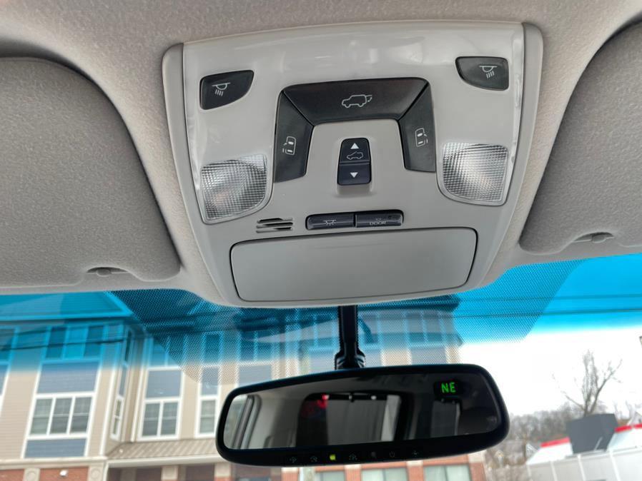 2014 Toyota Sienna 5dr 7-Pass Van V6 XLE AAS FWD (Natl), available for sale in Manchester, Connecticut | Carsonmain LLC. Manchester, Connecticut 2014 Toyota Sienna 5dr 7-Pass Van V6 XLE AAS FWD (Natl), available for sale in Manchester, Connecticut | Carsonmain LLC. Manchester, Connecticut