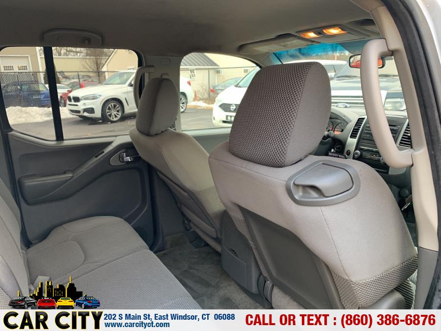 2012 Nissan Frontier 4WD Crew Cab SWB Auto SV, available for sale in East Windsor, Connecticut | Car City LLC. East Windsor, Connecticut 2012 Nissan Frontier 4WD Crew Cab SWB Auto SV, available for sale in East Windsor, Connecticut | Car City LLC. East Windsor, Connecticut