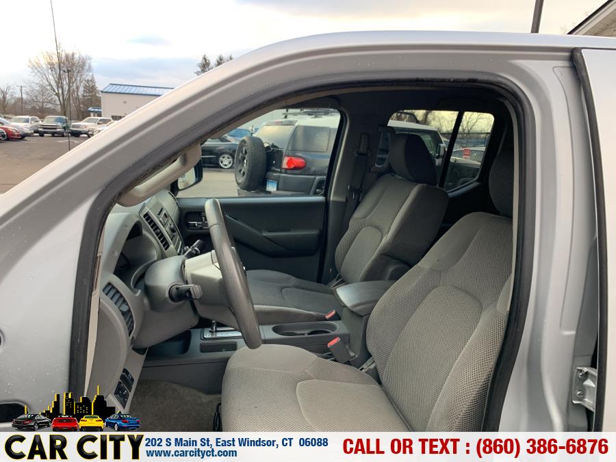 2012 Nissan Frontier 4WD Crew Cab SWB Auto SV, available for sale in East Windsor, Connecticut | Car City LLC. East Windsor, Connecticut 2012 Nissan Frontier 4WD Crew Cab SWB Auto SV, available for sale in East Windsor, Connecticut | Car City LLC. East Windsor, Connecticut