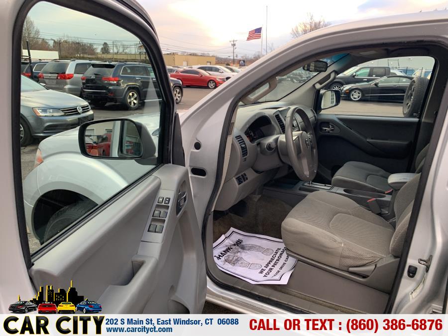 2012 Nissan Frontier 4WD Crew Cab SWB Auto SV, available for sale in East Windsor, Connecticut | Car City LLC. East Windsor, Connecticut 2012 Nissan Frontier 4WD Crew Cab SWB Auto SV, available for sale in East Windsor, Connecticut | Car City LLC. East Windsor, Connecticut