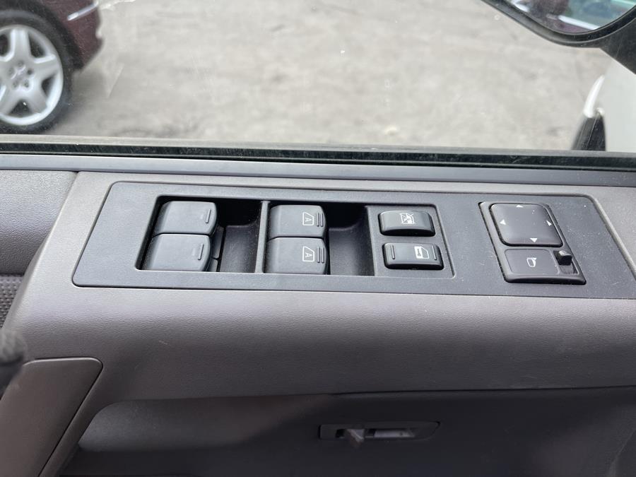 Used Nissan Pathfinder Armada LE 4WD 2004 | Rubber Bros Auto World. Brooklyn, New York Used Nissan Pathfinder Armada LE 4WD 2004 | Rubber Bros Auto World. Brooklyn, New York