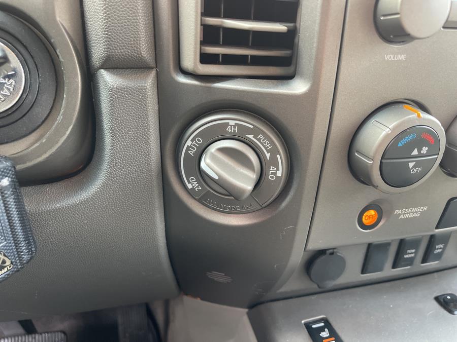 Used Nissan Pathfinder Armada LE 4WD 2004 | Rubber Bros Auto World. Brooklyn, New York Used Nissan Pathfinder Armada LE 4WD 2004 | Rubber Bros Auto World. Brooklyn, New York