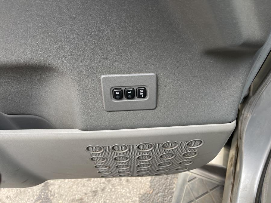 Used Nissan Pathfinder Armada LE 4WD 2004 | Rubber Bros Auto World. Brooklyn, New York Used Nissan Pathfinder Armada LE 4WD 2004 | Rubber Bros Auto World. Brooklyn, New York