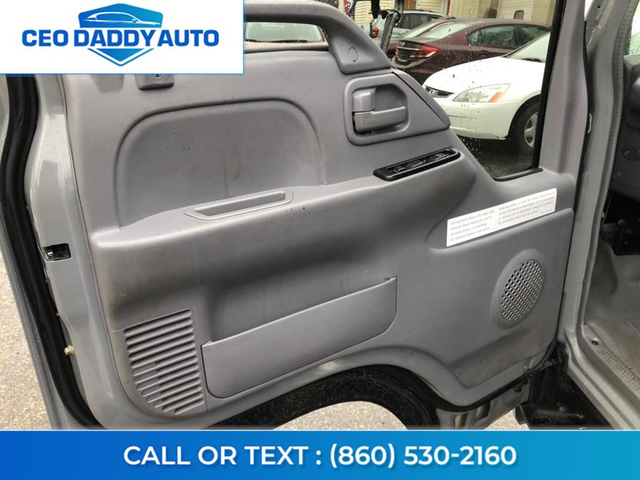 Used GMC W3S042 W3500 DSL REG 109" WB 12000 GVWR AT IBT AIR PWL 2006 | CEO DADDY AUTO. Online only, Connecticut Used GMC W3S042 W3500 DSL REG 109" WB 12000 GVWR AT IBT AIR PWL 2006 | CEO DADDY AUTO. Online only, Connecticut