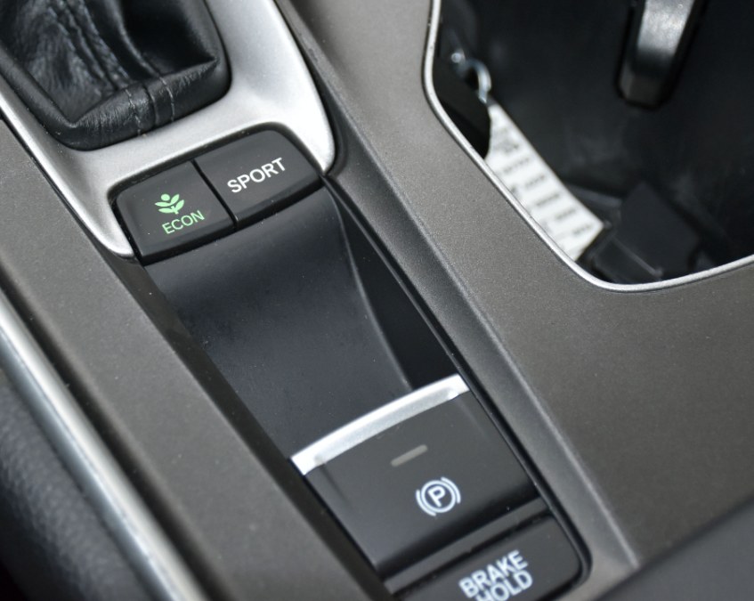 Used Honda Accord Sedan Sport 1.5T CVT 2019 | Highline Car Connection. Waterbury, Connecticut Used Honda Accord Sedan Sport 1.5T CVT 2019 | Highline Car Connection. Waterbury, Connecticut