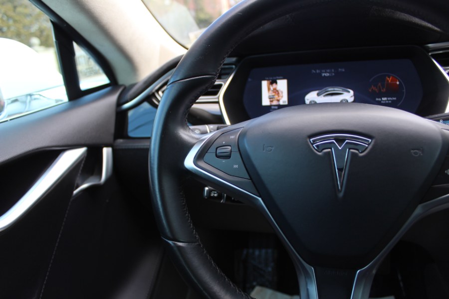 Used Tesla Model S 4dr Sdn AWD 70D 2015 | Great Neck Car Buyers & Sellers. Great Neck, New York Used Tesla Model S 4dr Sdn AWD 70D 2015 | Great Neck Car Buyers & Sellers. Great Neck, New York