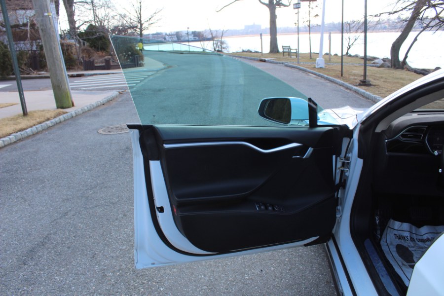 Used Tesla Model S 4dr Sdn AWD 70D 2015 | Great Neck Car Buyers & Sellers. Great Neck, New York Used Tesla Model S 4dr Sdn AWD 70D 2015 | Great Neck Car Buyers & Sellers. Great Neck, New York