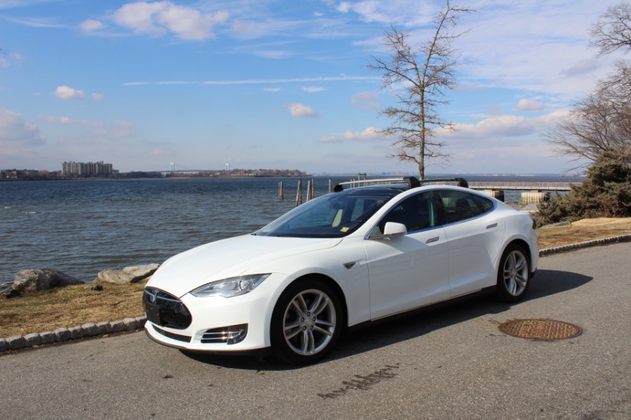 Used Tesla Model S 4dr Sdn AWD 70D 2015 | Great Neck Car Buyers & Sellers. Great Neck, New York Used Tesla Model S 4dr Sdn AWD 70D 2015 | Great Neck Car Buyers & Sellers. Great Neck, New York