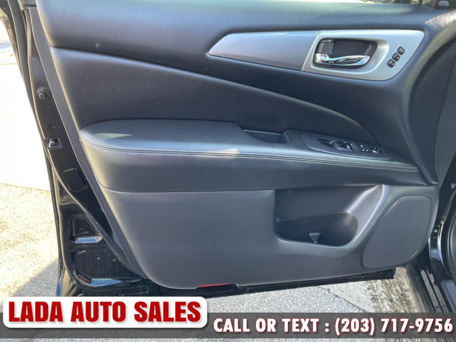 2017 Nissan Pathfinder 4x4 SL, available for sale in Bridgeport, Connecticut | Lada Auto Sales. Bridgeport, Connecticut 2017 Nissan Pathfinder 4x4 SL, available for sale in Bridgeport, Connecticut | Lada Auto Sales. Bridgeport, Connecticut
