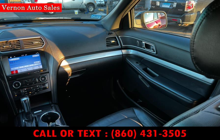 2017 Ford Explorer XLT 4WD, available for sale in Manchester, Connecticut | Vernon Auto Sale & Service. Manchester, Connecticut 2017 Ford Explorer XLT 4WD, available for sale in Manchester, Connecticut | Vernon Auto Sale & Service. Manchester, Connecticut