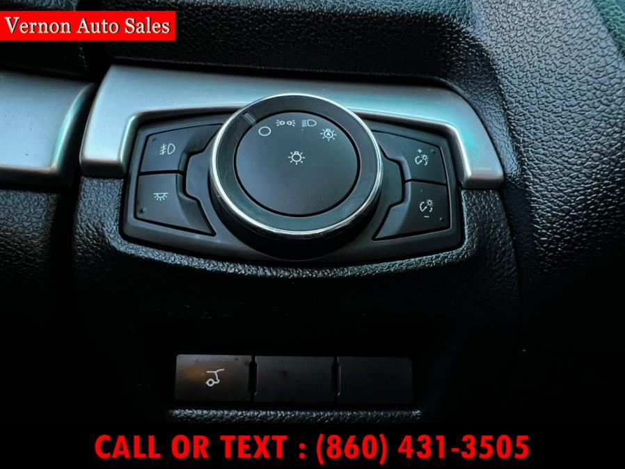 2017 Ford Explorer XLT 4WD, available for sale in Manchester, Connecticut | Vernon Auto Sale & Service. Manchester, Connecticut 2017 Ford Explorer XLT 4WD, available for sale in Manchester, Connecticut | Vernon Auto Sale & Service. Manchester, Connecticut