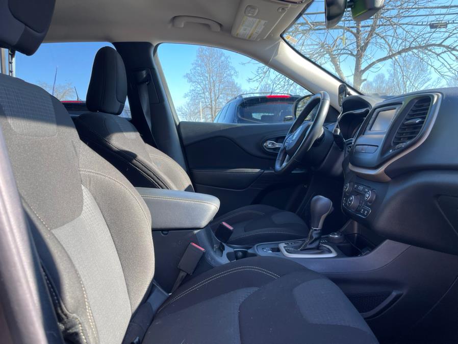 2015 Jeep Cherokee 4WD 4dr Latitude, available for sale in Merrimack, New Hampshire | Merrimack Autosport. Merrimack, New Hampshire 2015 Jeep Cherokee 4WD 4dr Latitude, available for sale in Merrimack, New Hampshire | Merrimack Autosport. Merrimack, New Hampshire