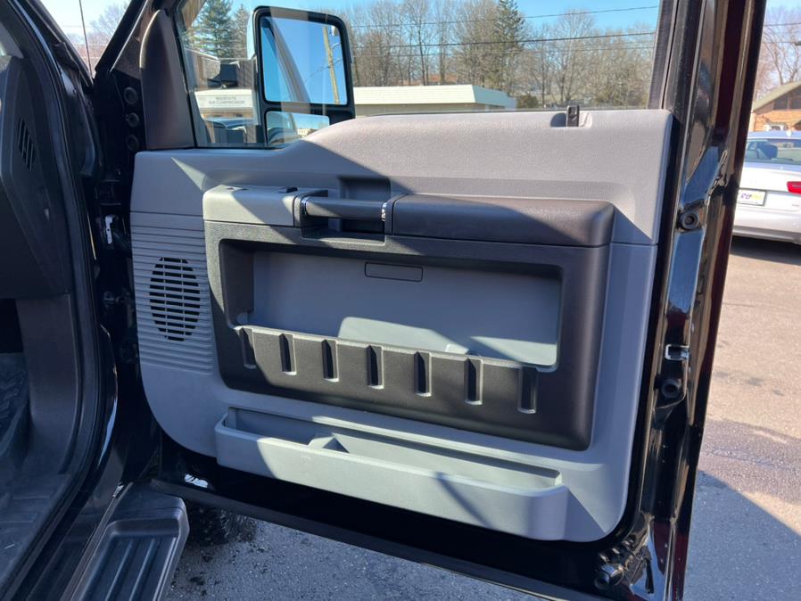 2014 Ford Super Duty F-250 SRW 4WD Crew Cab 156" XLT, available for sale in Berlin, Connecticut | Tru Auto Mall. Berlin, Connecticut 2014 Ford Super Duty F-250 SRW 4WD Crew Cab 156" XLT, available for sale in Berlin, Connecticut | Tru Auto Mall. Berlin, Connecticut