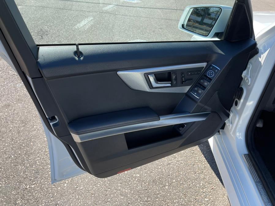 Used Mercedes-Benz GLK-Class 4MATIC 4dr GLK350 2014 | Mike And Tony Auto Sales, Inc. South Windsor, Connecticut Used Mercedes-Benz GLK-Class 4MATIC 4dr GLK350 2014 | Mike And Tony Auto Sales, Inc. South Windsor, Connecticut