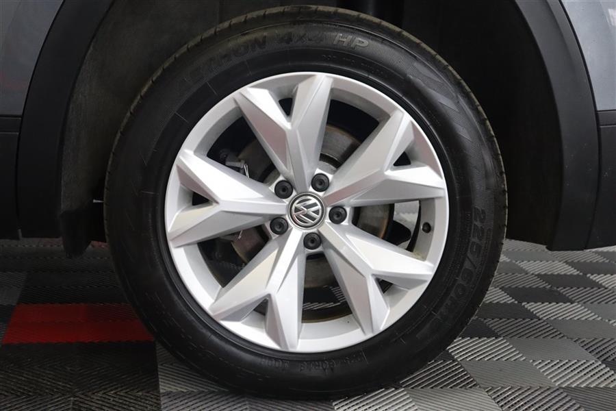 2019 Volkswagen Atlas SE, available for sale in Paterson, New Jersey | Fast Track Motors. Paterson, New Jersey 2019 Volkswagen Atlas SE, available for sale in Paterson, New Jersey | Fast Track Motors. Paterson, New Jersey