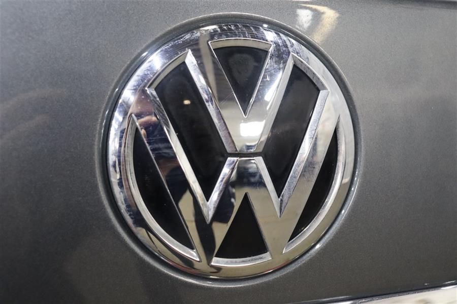 2019 Volkswagen Atlas SE, available for sale in Paterson, New Jersey | Fast Track Motors. Paterson, New Jersey 2019 Volkswagen Atlas SE, available for sale in Paterson, New Jersey | Fast Track Motors. Paterson, New Jersey