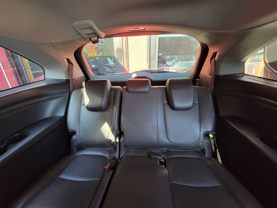2019 Honda Odyssey EX-L w/Navi/RES Auto, available for sale in Newark, New Jersey | RT Auto Center LLC. Newark, New Jersey 2019 Honda Odyssey EX-L w/Navi/RES Auto, available for sale in Newark, New Jersey | RT Auto Center LLC. Newark, New Jersey
