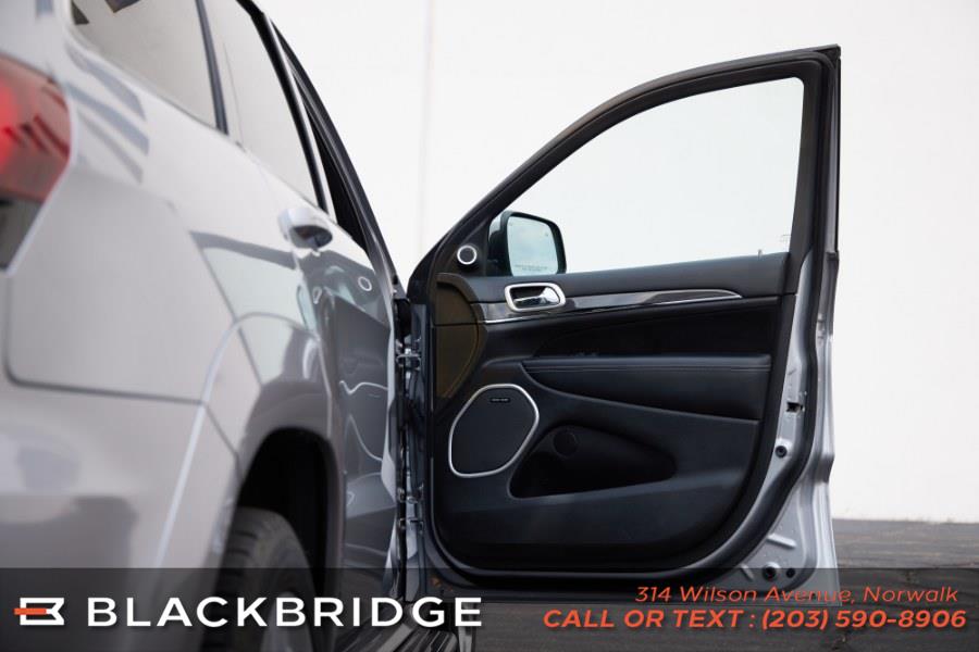 2015 Jeep Grand Cherokee 4WD 4dr SRT, available for sale in Norwalk, Connecticut | Black Bridge Motors, LLC. Norwalk, Connecticut 2015 Jeep Grand Cherokee 4WD 4dr SRT, available for sale in Norwalk, Connecticut | Black Bridge Motors, LLC. Norwalk, Connecticut